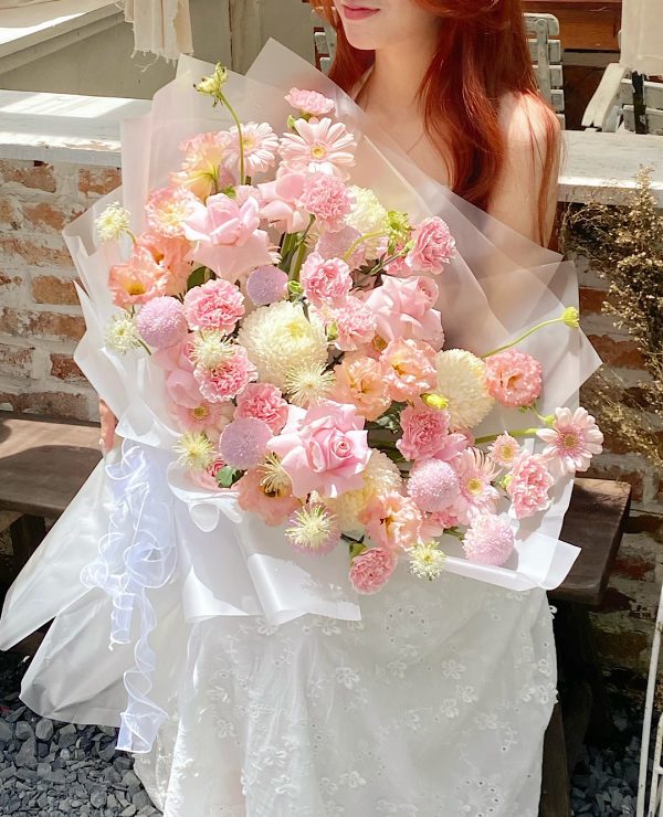 Bó hoa mix hồng nhạt